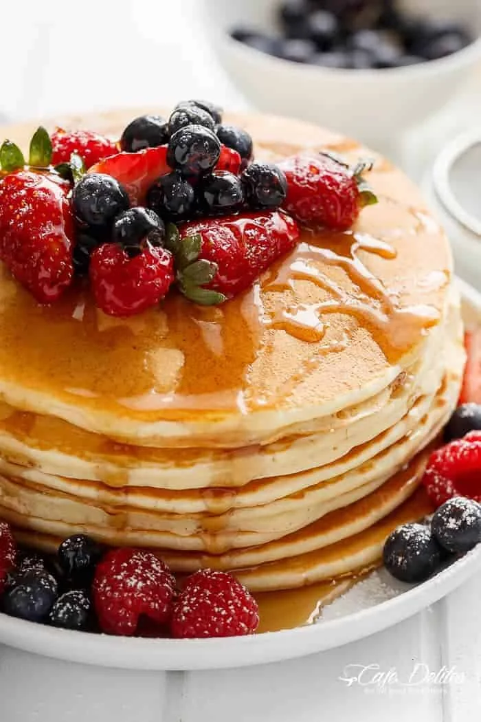 Mind-Blowing 3-Ingredient Pancake Hack — Fluffy, Low-Cal & Ready In Minutes!